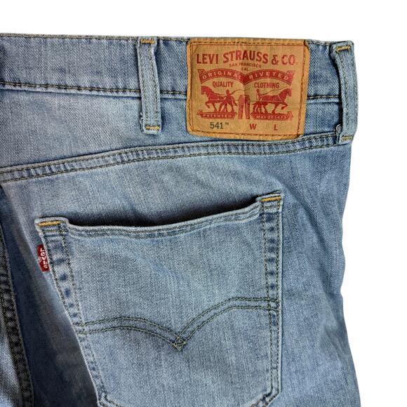 Levi's 541 Jeans Men's 44x36 Blue Denim Medium Wash Athletic Taper Straight Leg - Picture 6 of 13